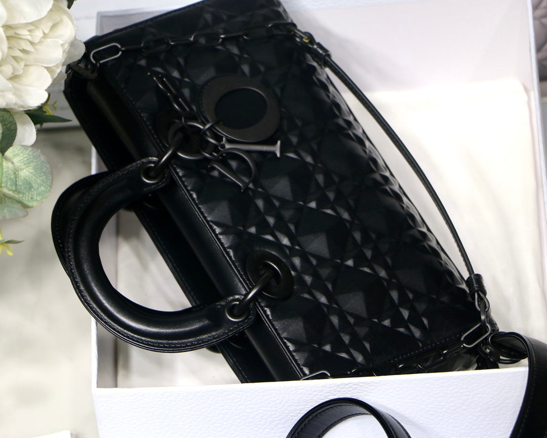 D I O R - Lady D-Joy (Black) 26 x 13cm