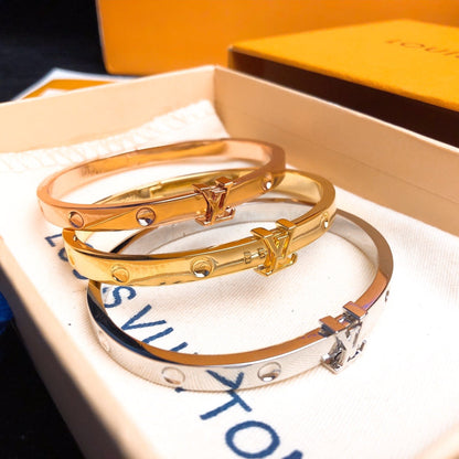 Lv bracelet