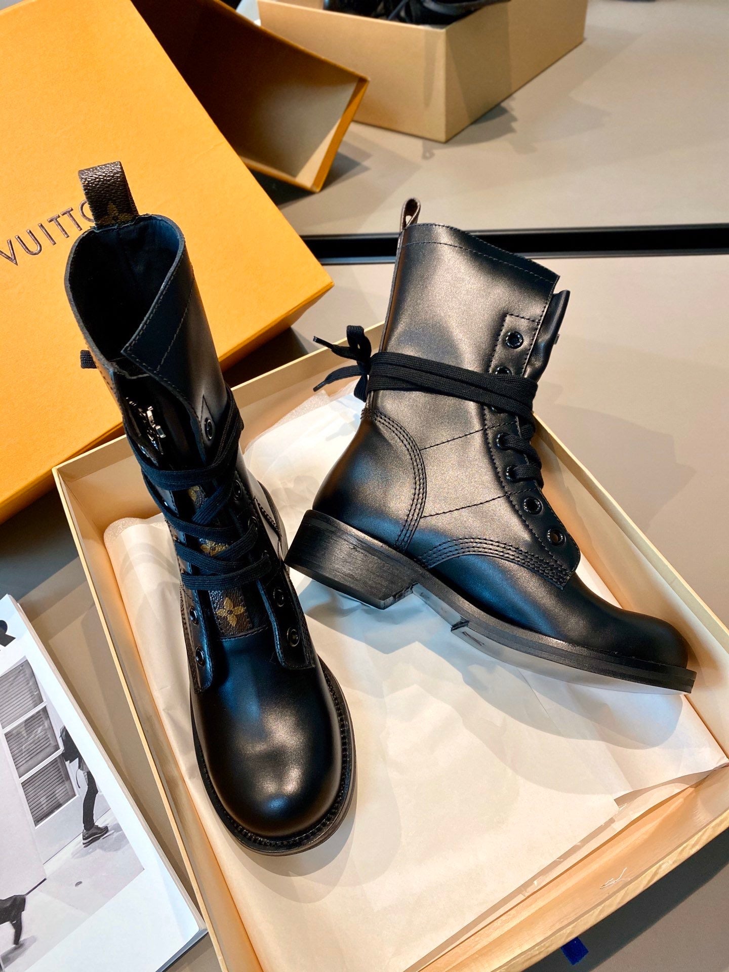Lv boots