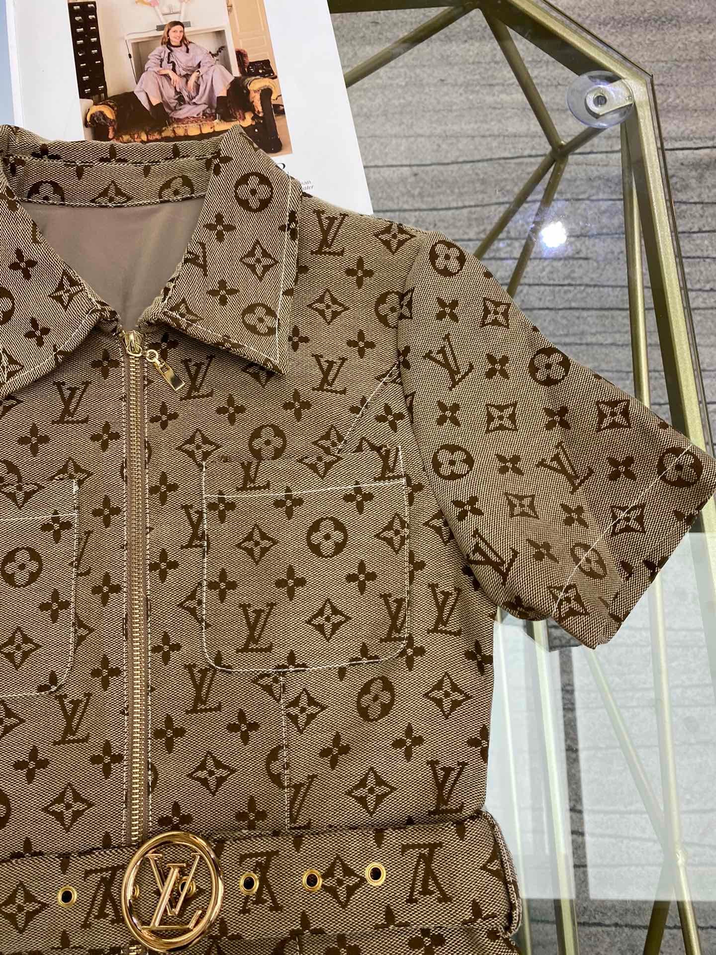 G classic style dress