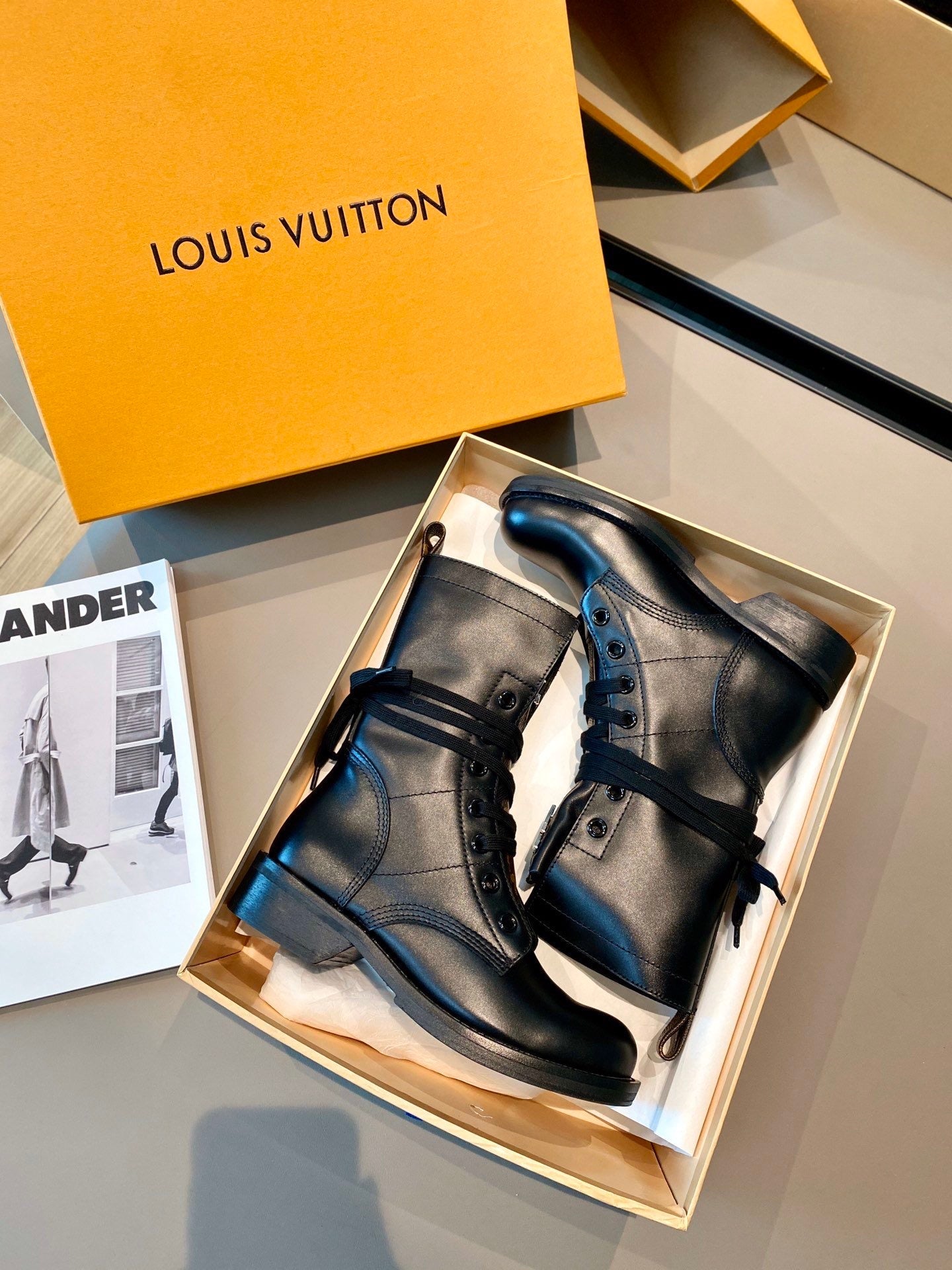 Lv boots