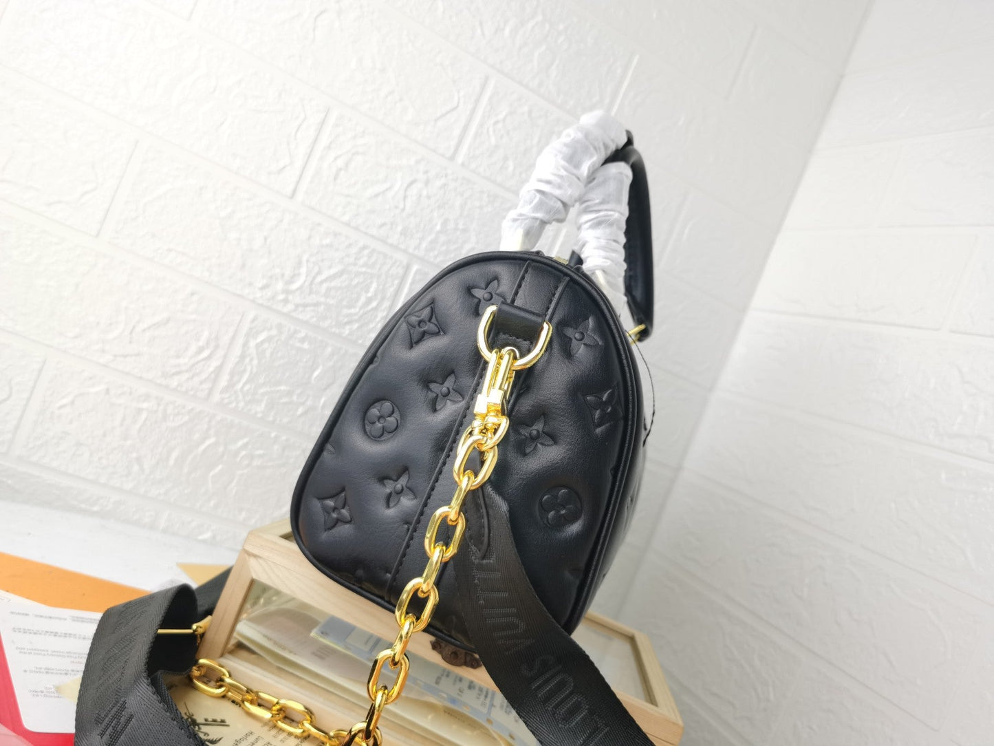 Lv new 22.0 x 13.0 x 17.0 cm