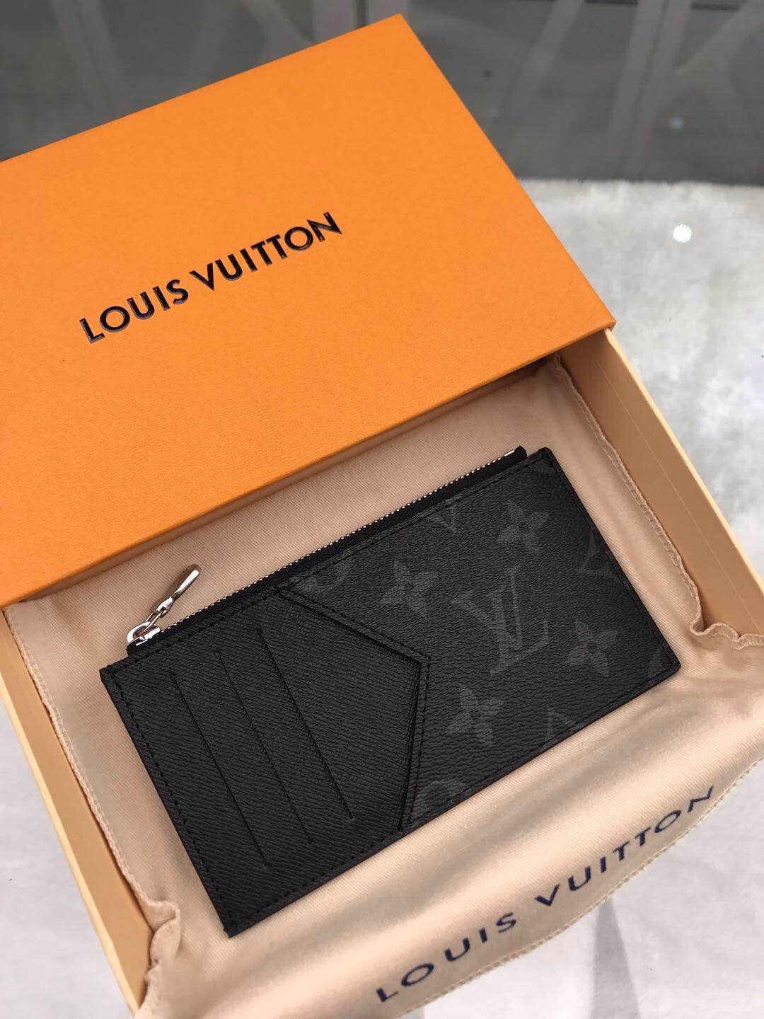 New Lv wallet black