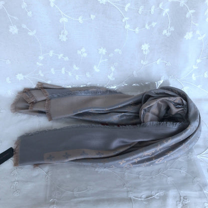 Lv gray scarf