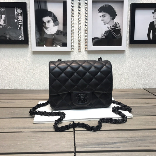 C h a n e l b/b 17cm