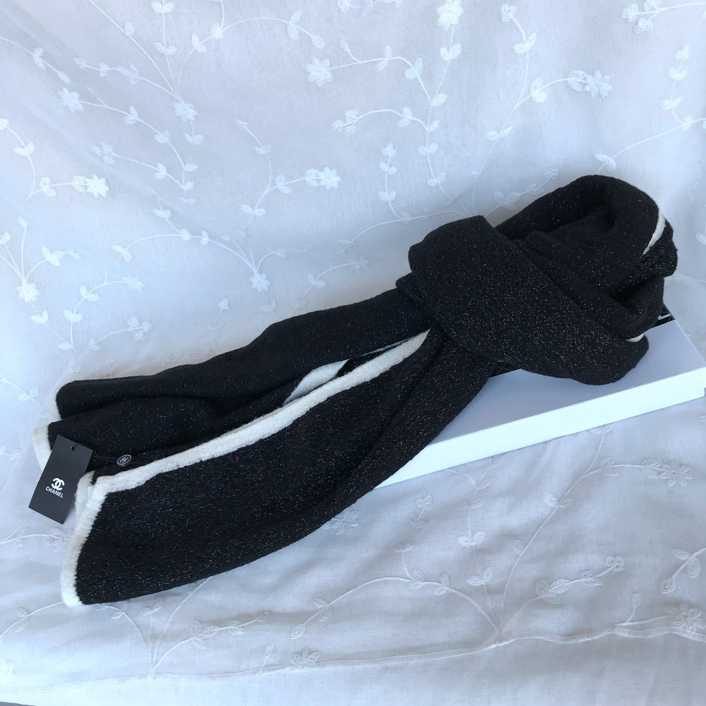 modern stylish b/w scarf