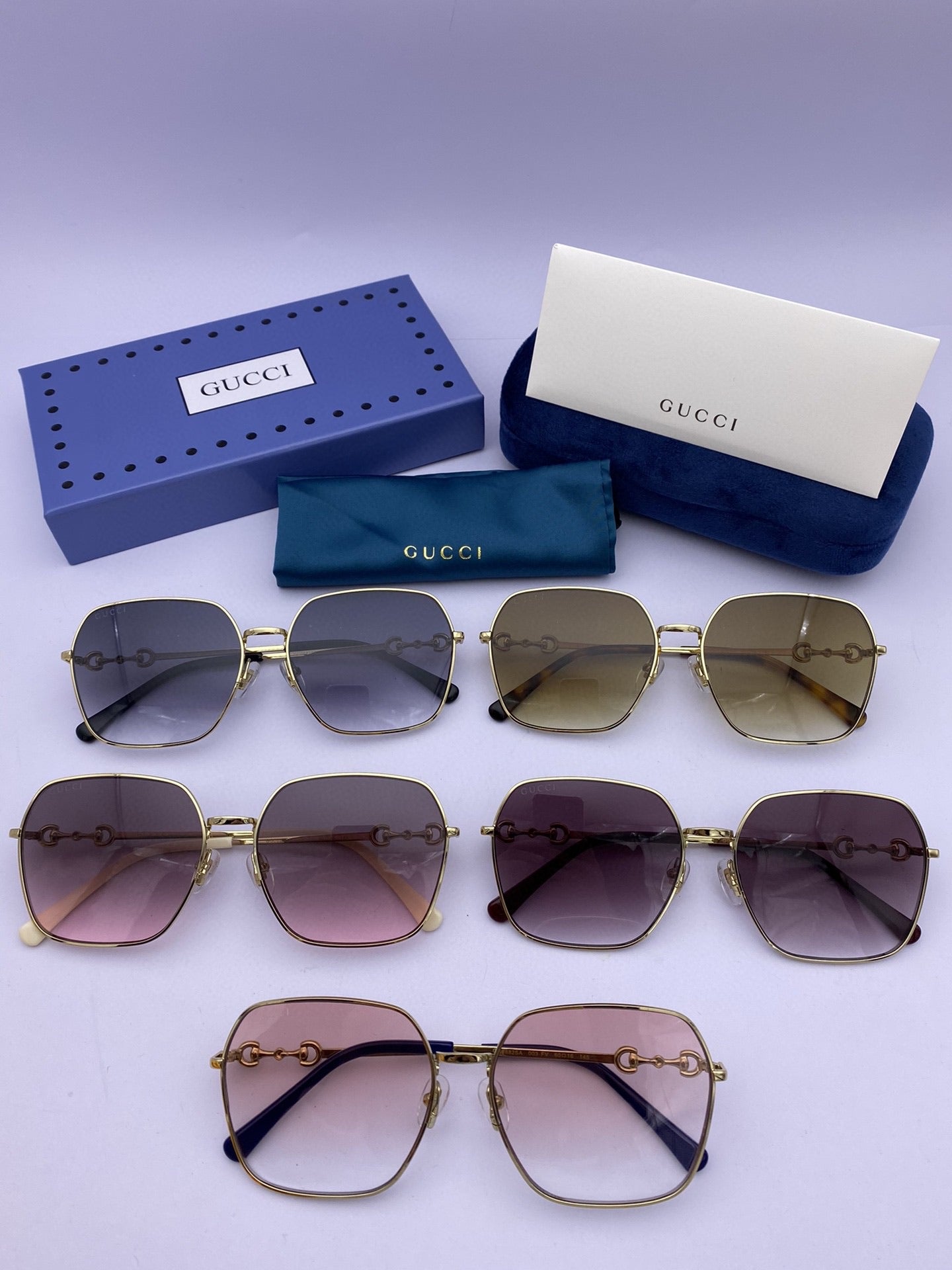 Classic halsf frame sunglasses