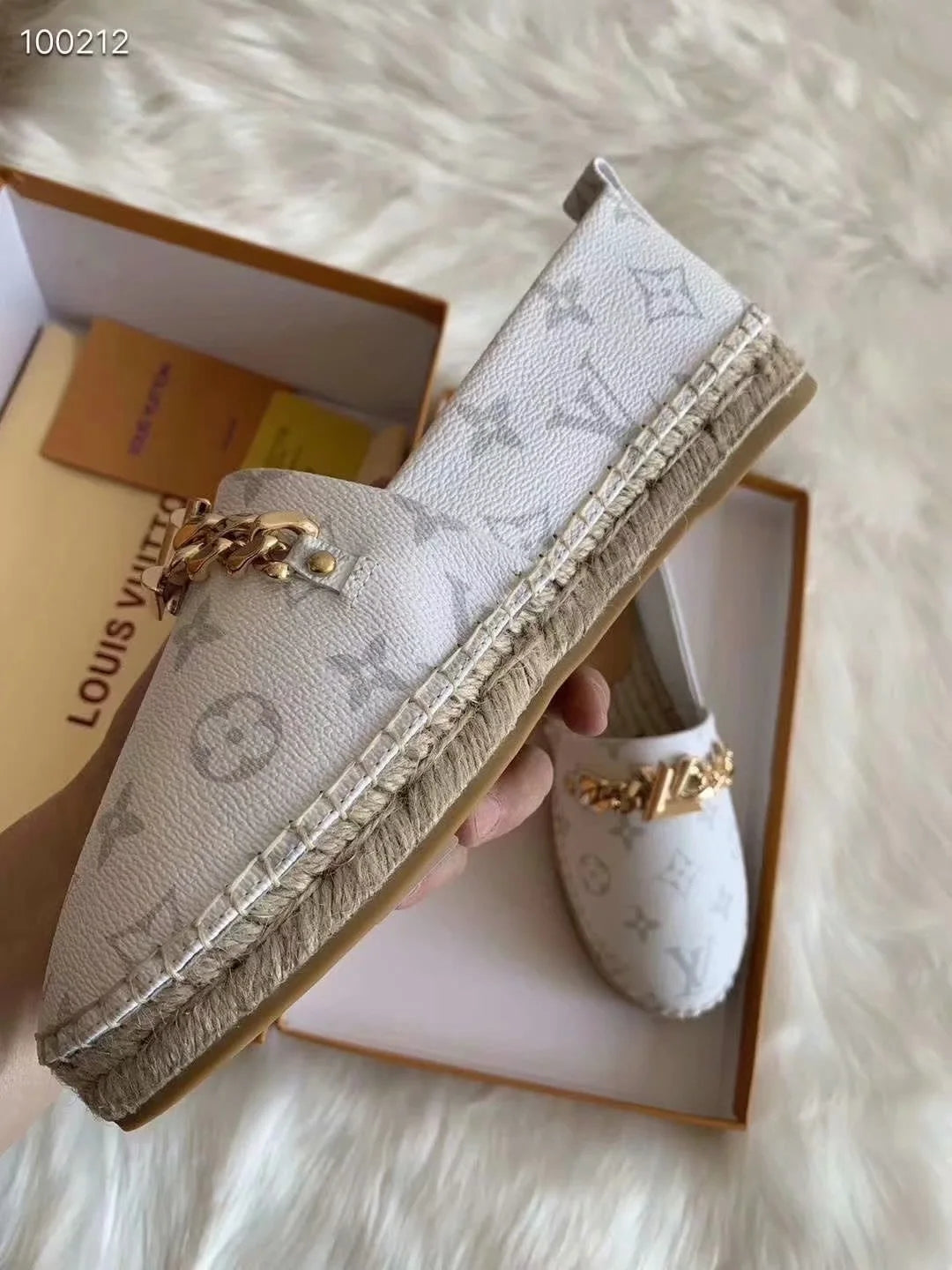 L v espadrilles white new