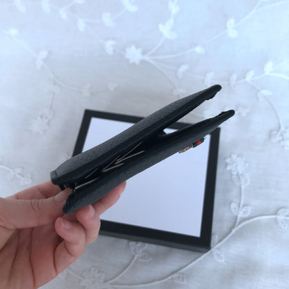 Classic fashion wallet