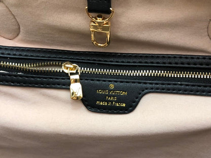 Lv Size:32×29×17cm