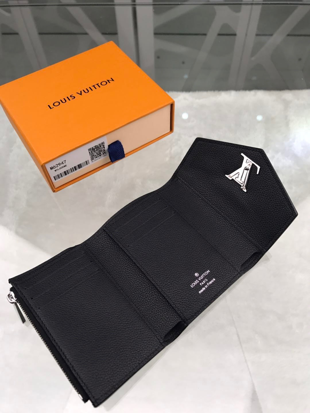 Lv wallet 8.5*12*1.5cm