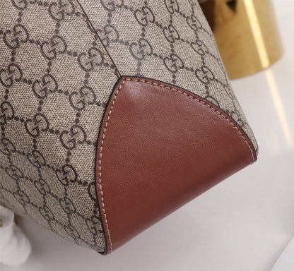 G u c c I  38*30*11CM