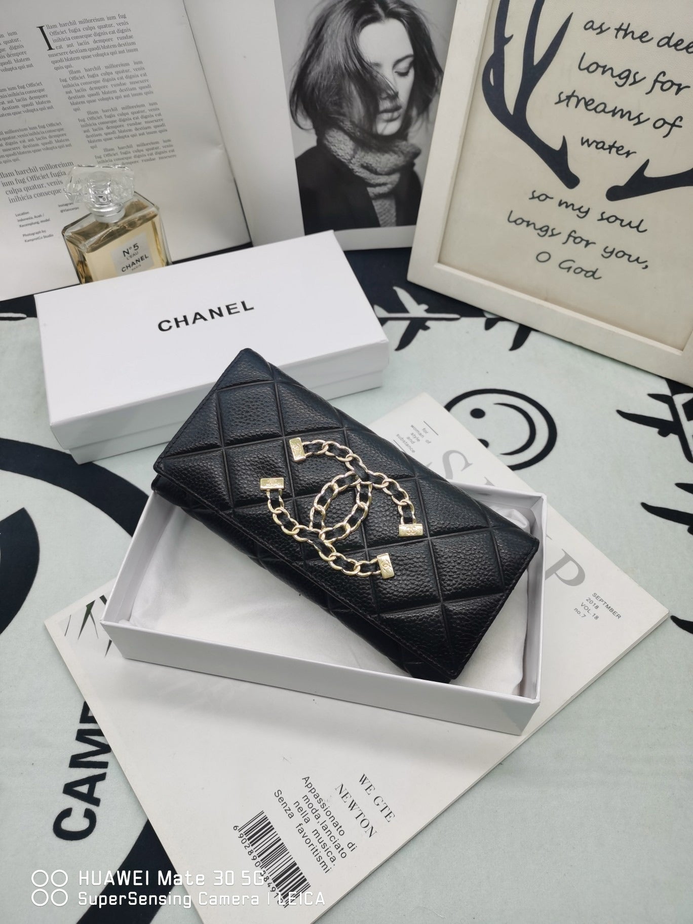 19cm Classic women's bag with diamond pattern
