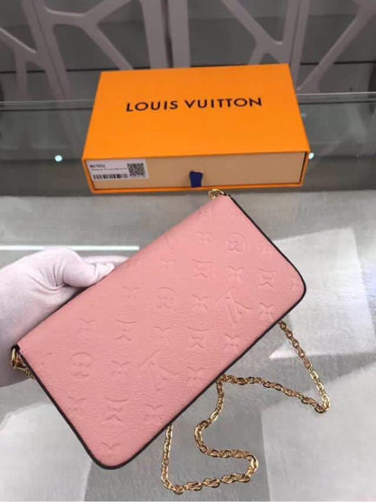 Lv pochette pink