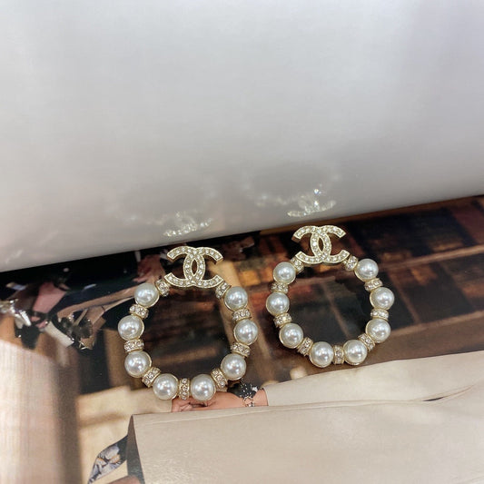 Expenditures earrings