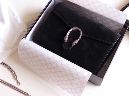 G u c c i velvet 20*13*6CM