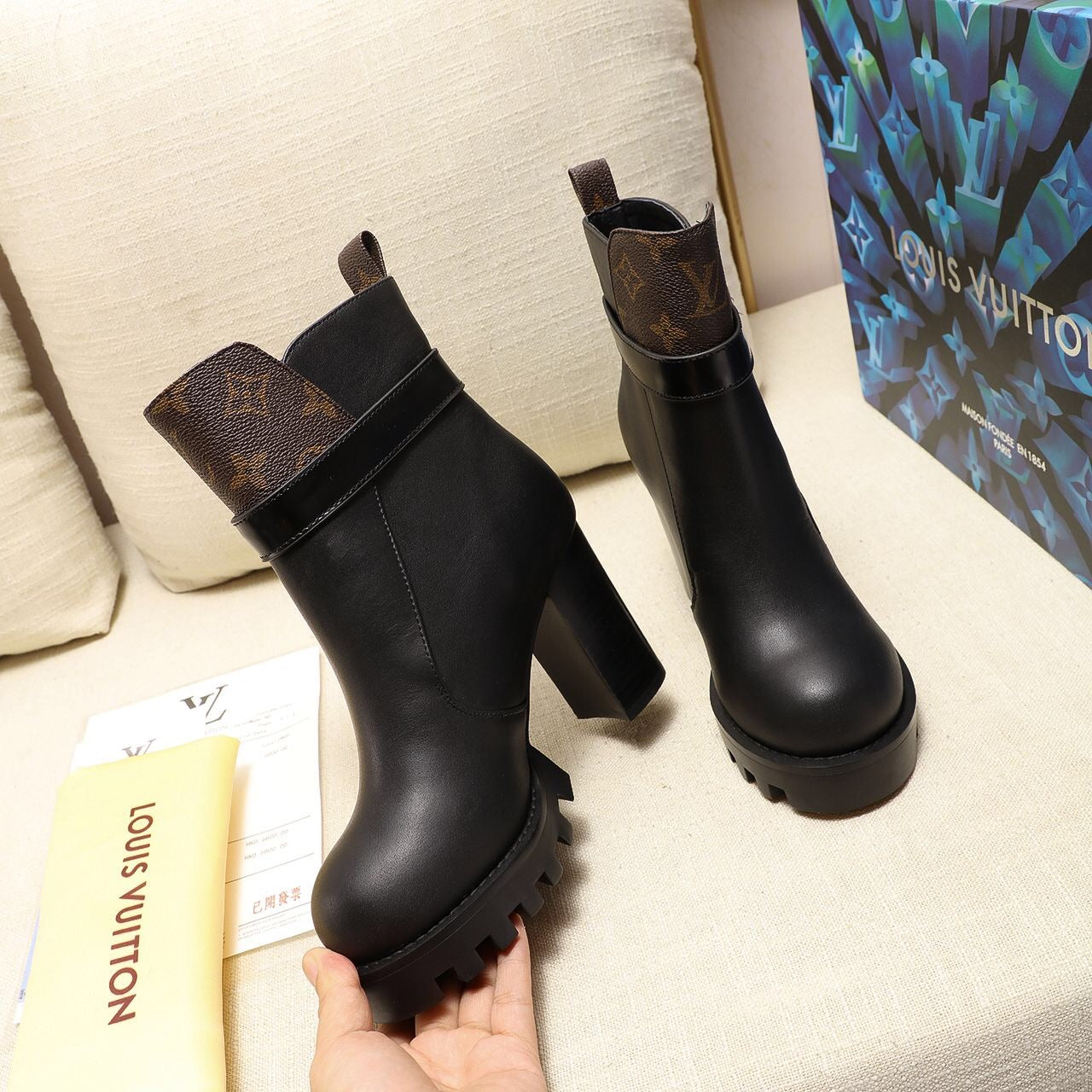 Lv boots