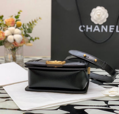 C h a n e l boy 18cm