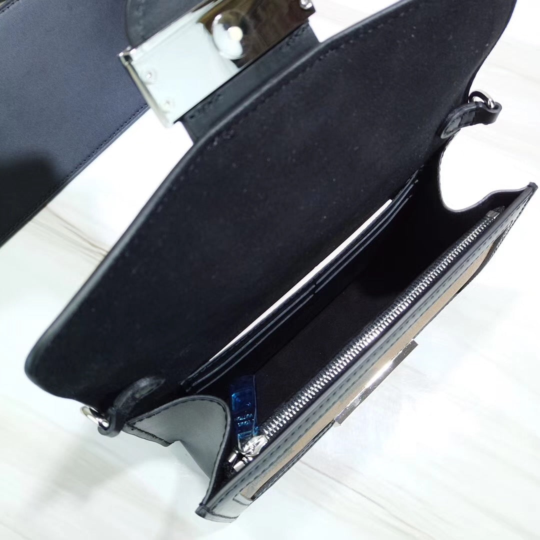 Lv belt bag 16*12.5*10cm