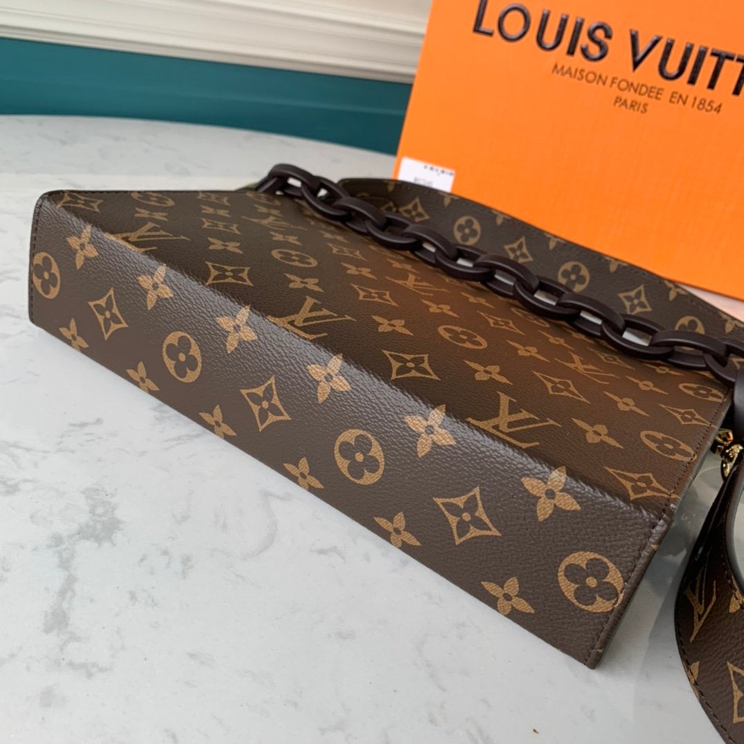 Lv M