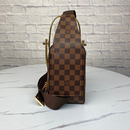 L v messenger two colors  12*20*6CM 7