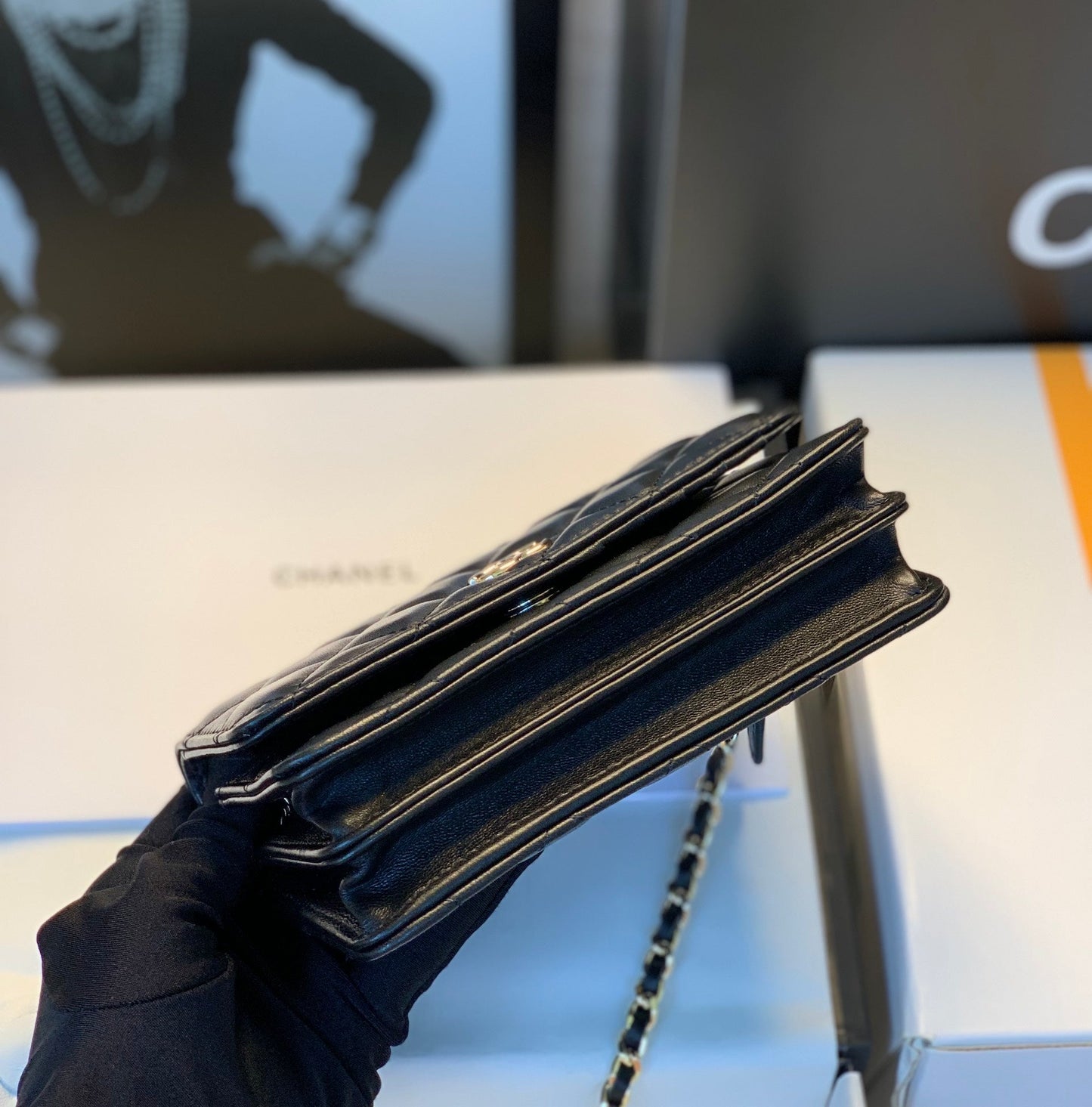 C h a n e l 15cm black/white