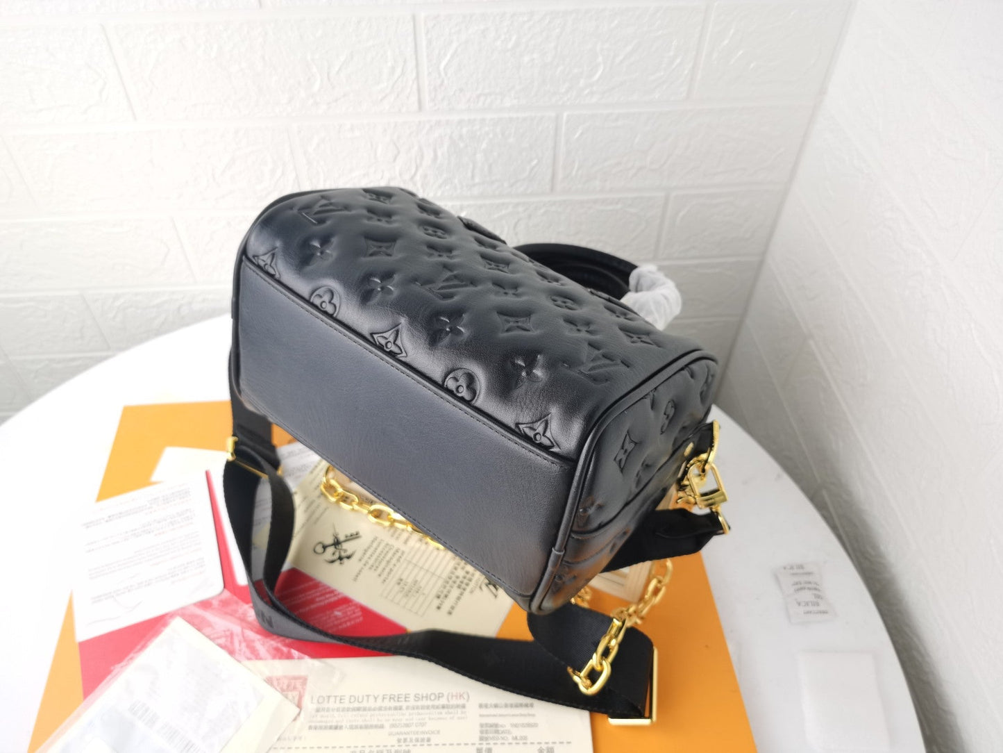 Lv new 22.0 x 13.0 x 17.0 cm