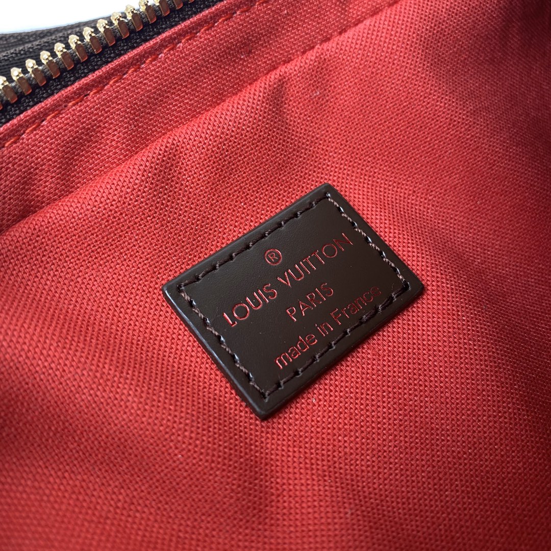 L v messenger two colors  12*20*6CM 7