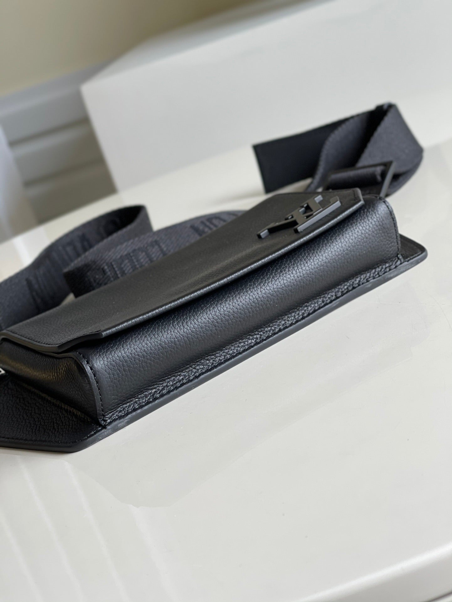 Lv aerogram 30 x 16 x 3 cm