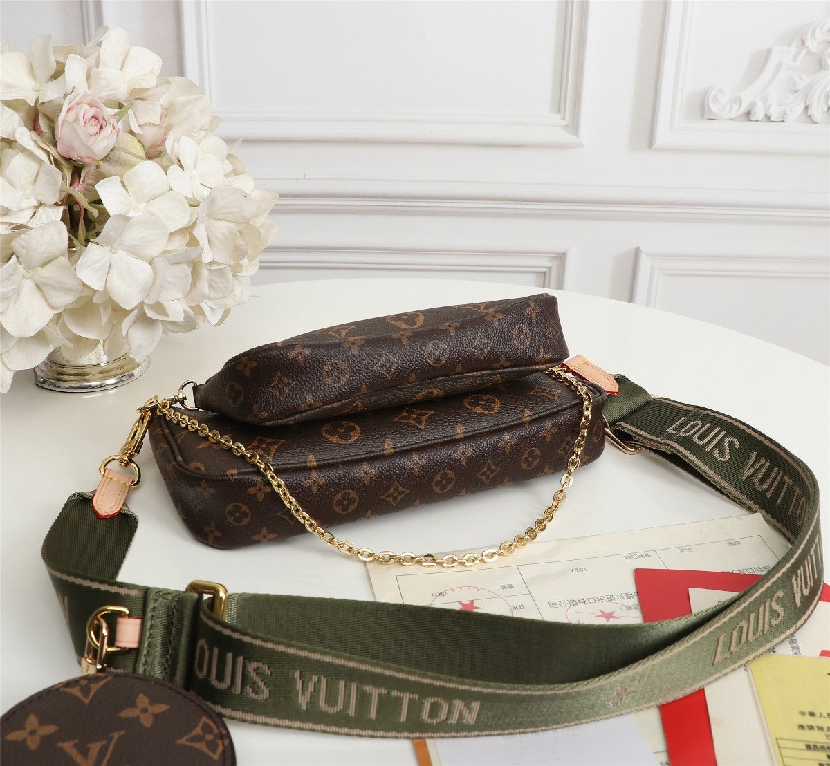 Lv pochette lime green