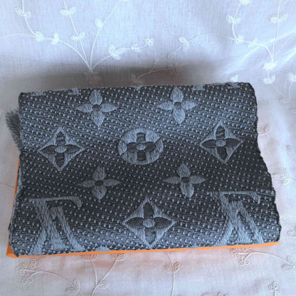 Lv gray scarf