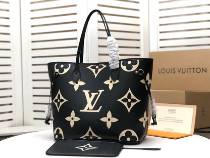 Lv Size:32×29×17cm
