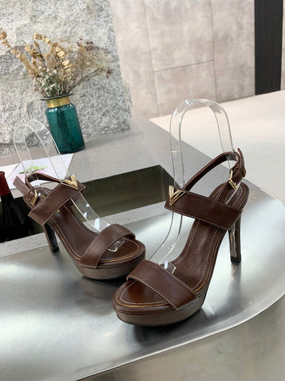 L v 10.5 cm heel 34-42