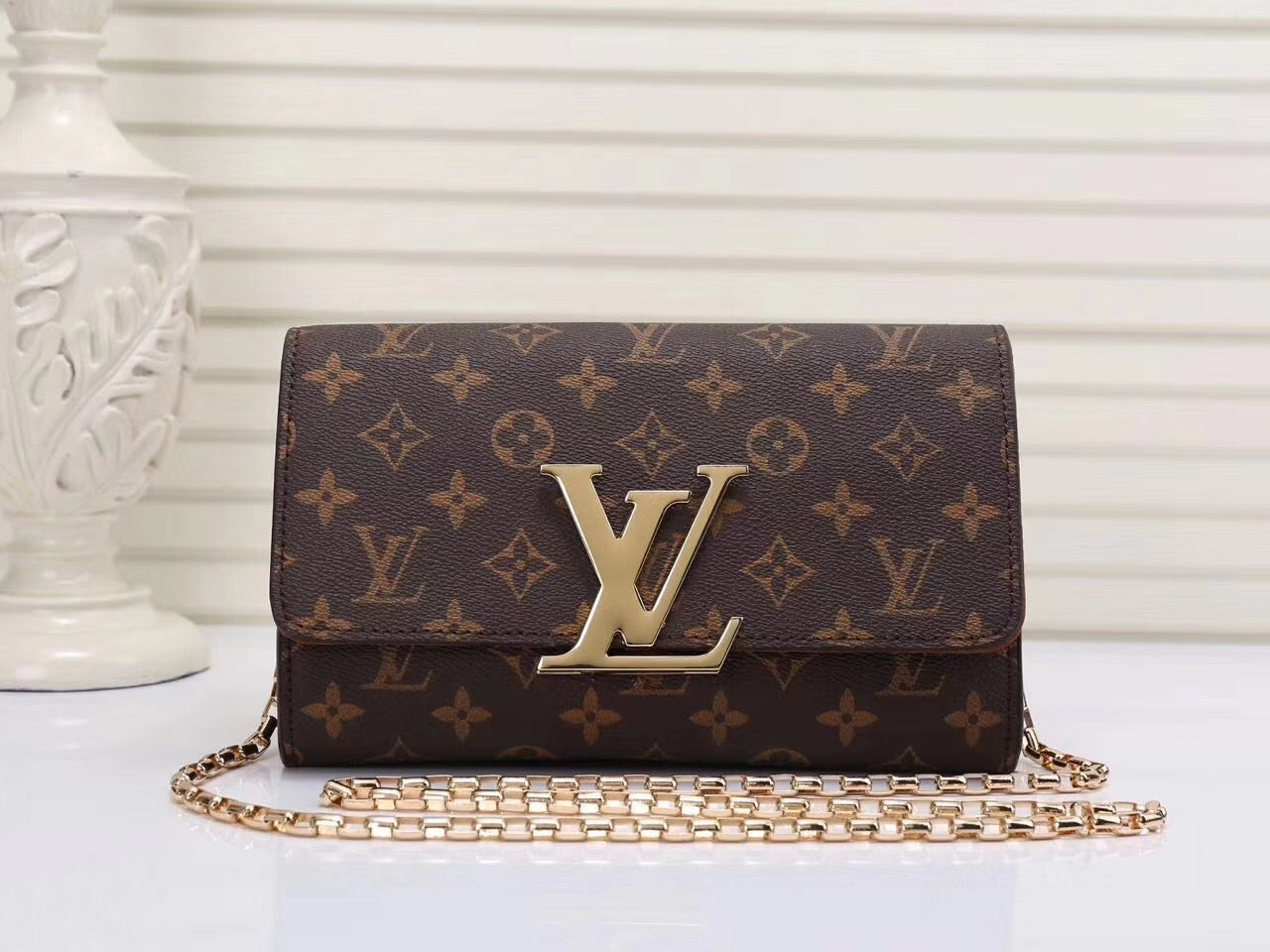 Lv classy