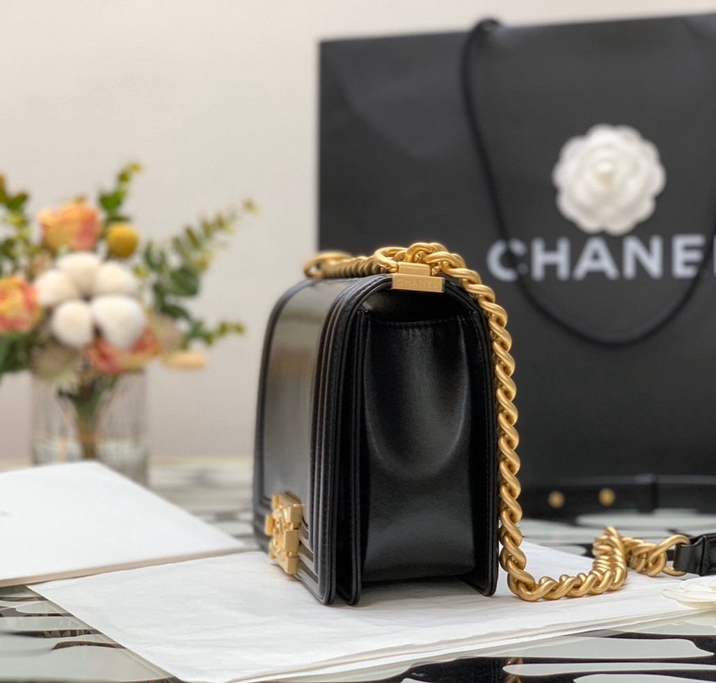 C h a n e l boy 18cm