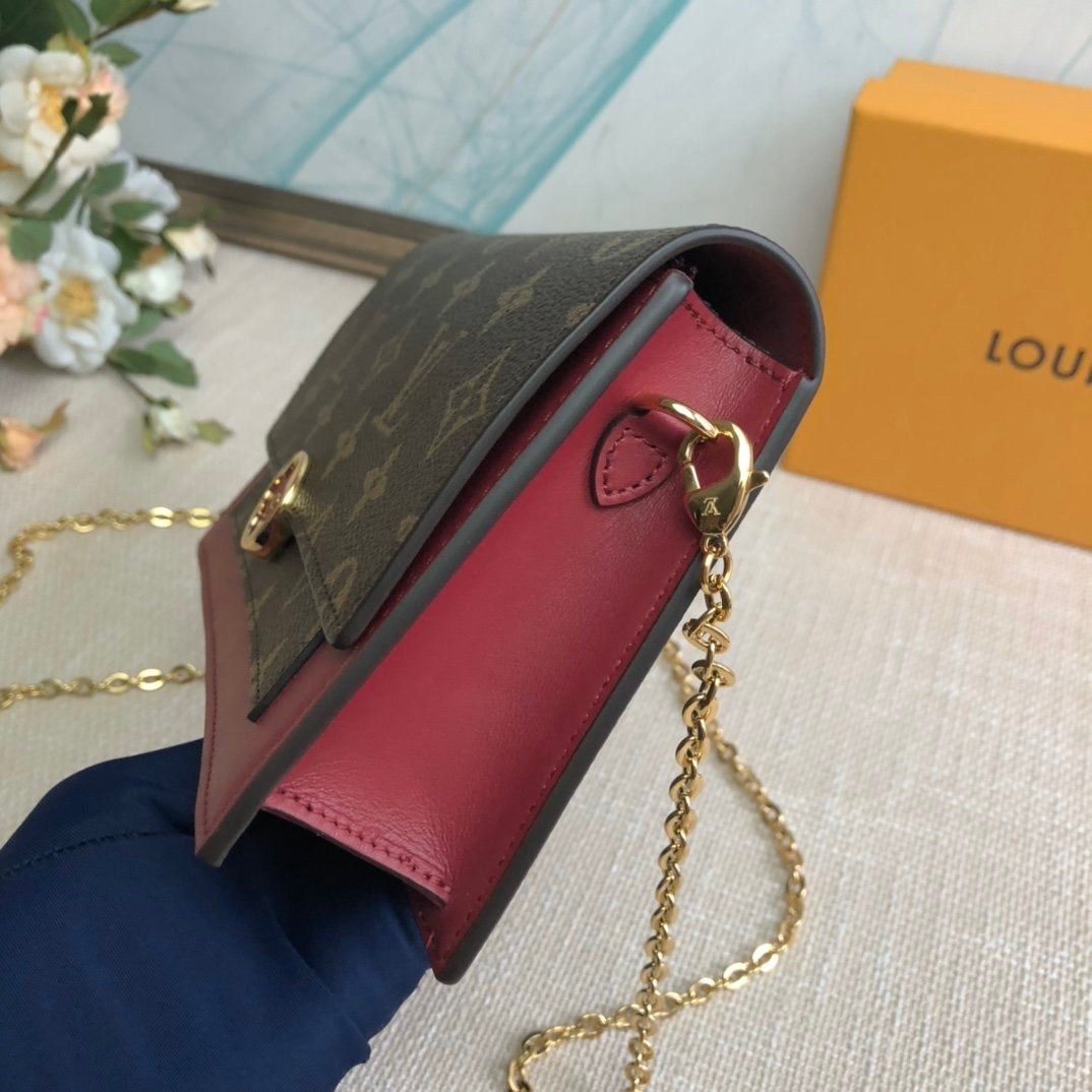 Lv Size:17.5×11.5×3.5cm