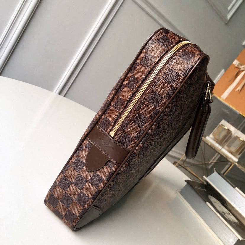 Lv business