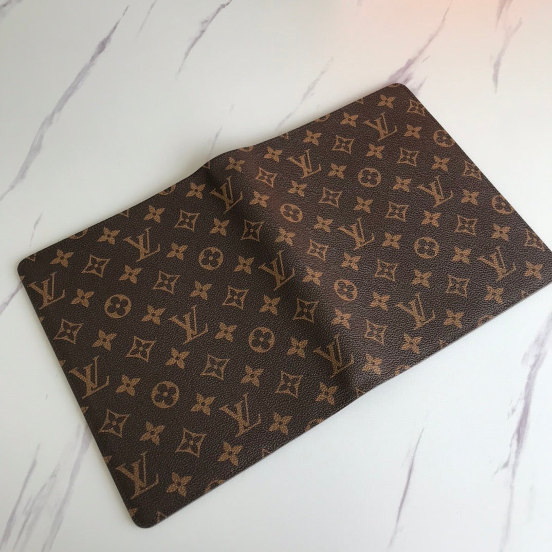 2021 Lv book folio