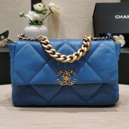C h a n e l blue 20  30 10(cm)