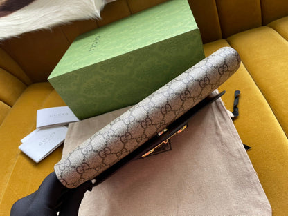 G u c c i horsebit 26x16x4cm