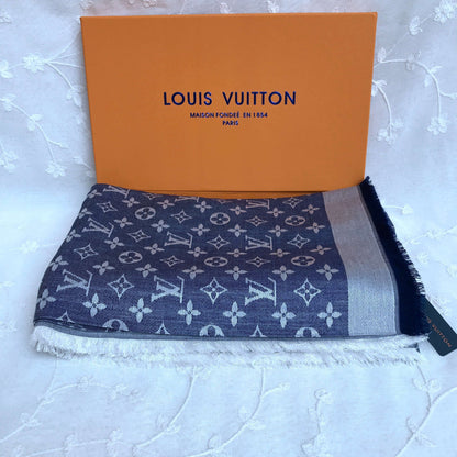Lv scarf 2