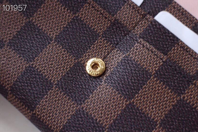 Lv wallet d