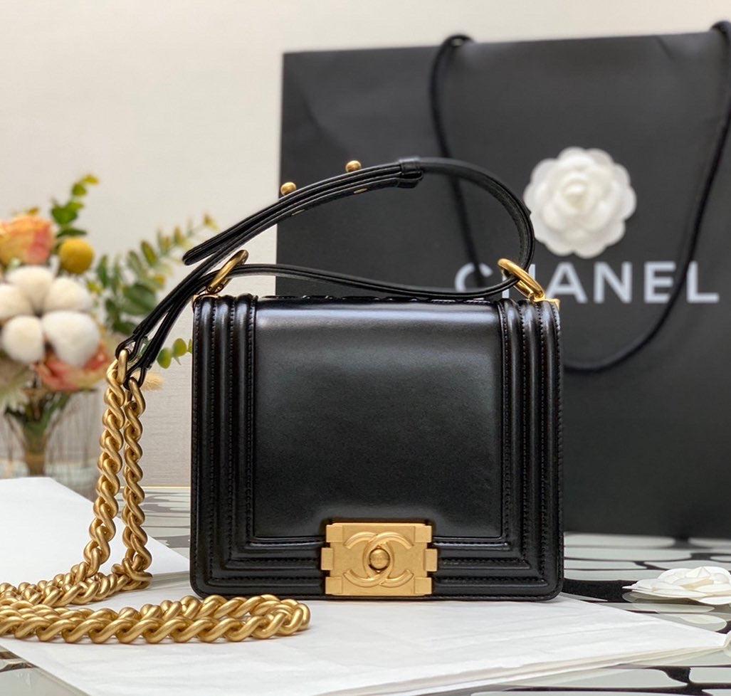 C h a n e l boy 18cm