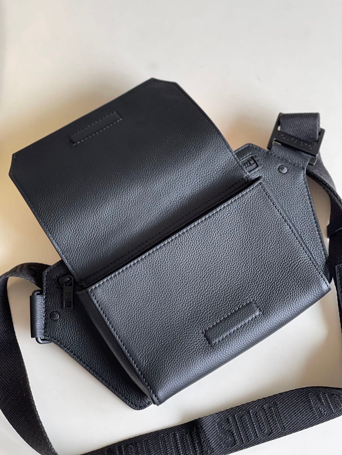 Lv aerogram 30 x 16 x 3 cm