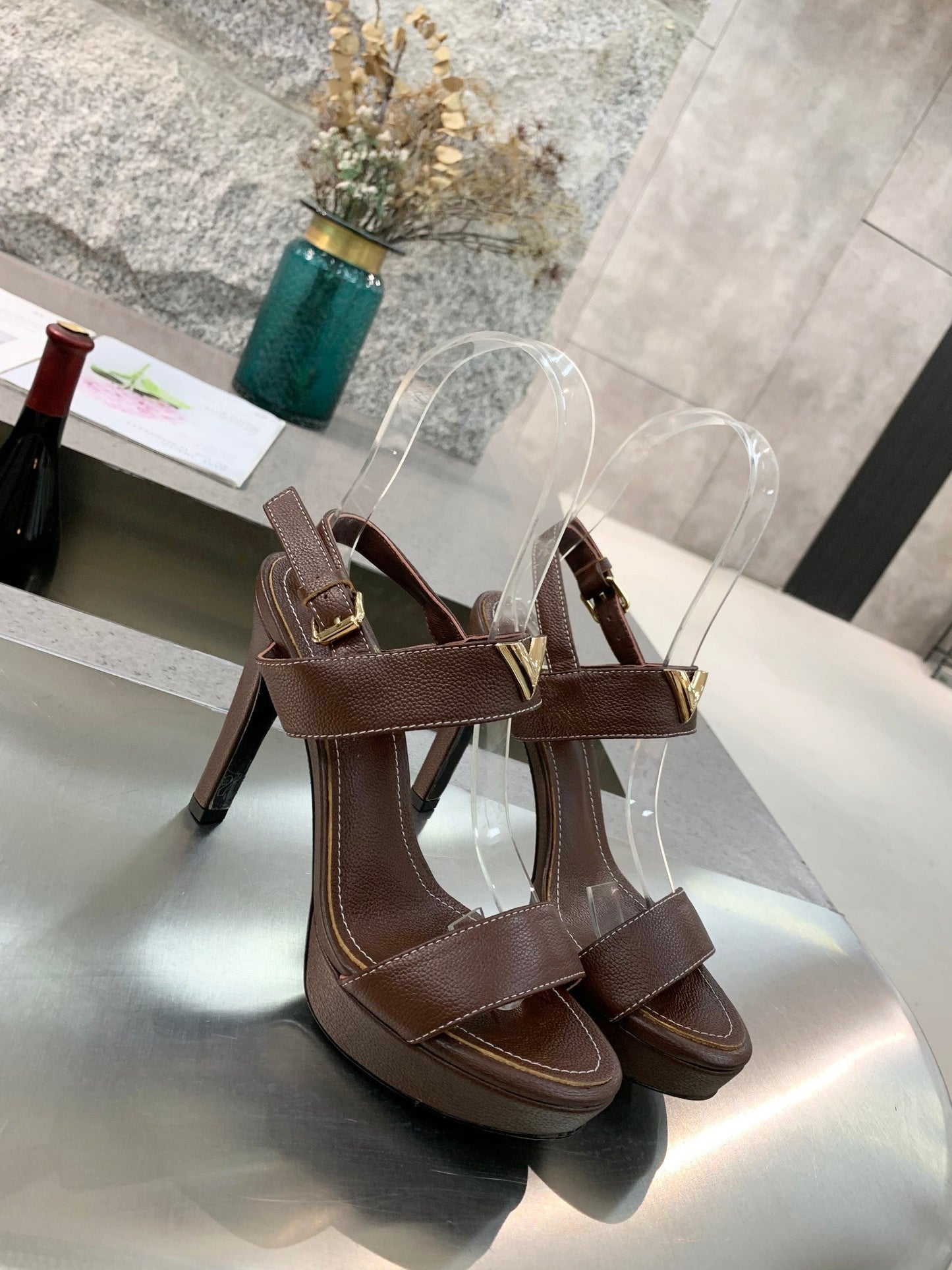 L v 10.5 cm heel 34-42