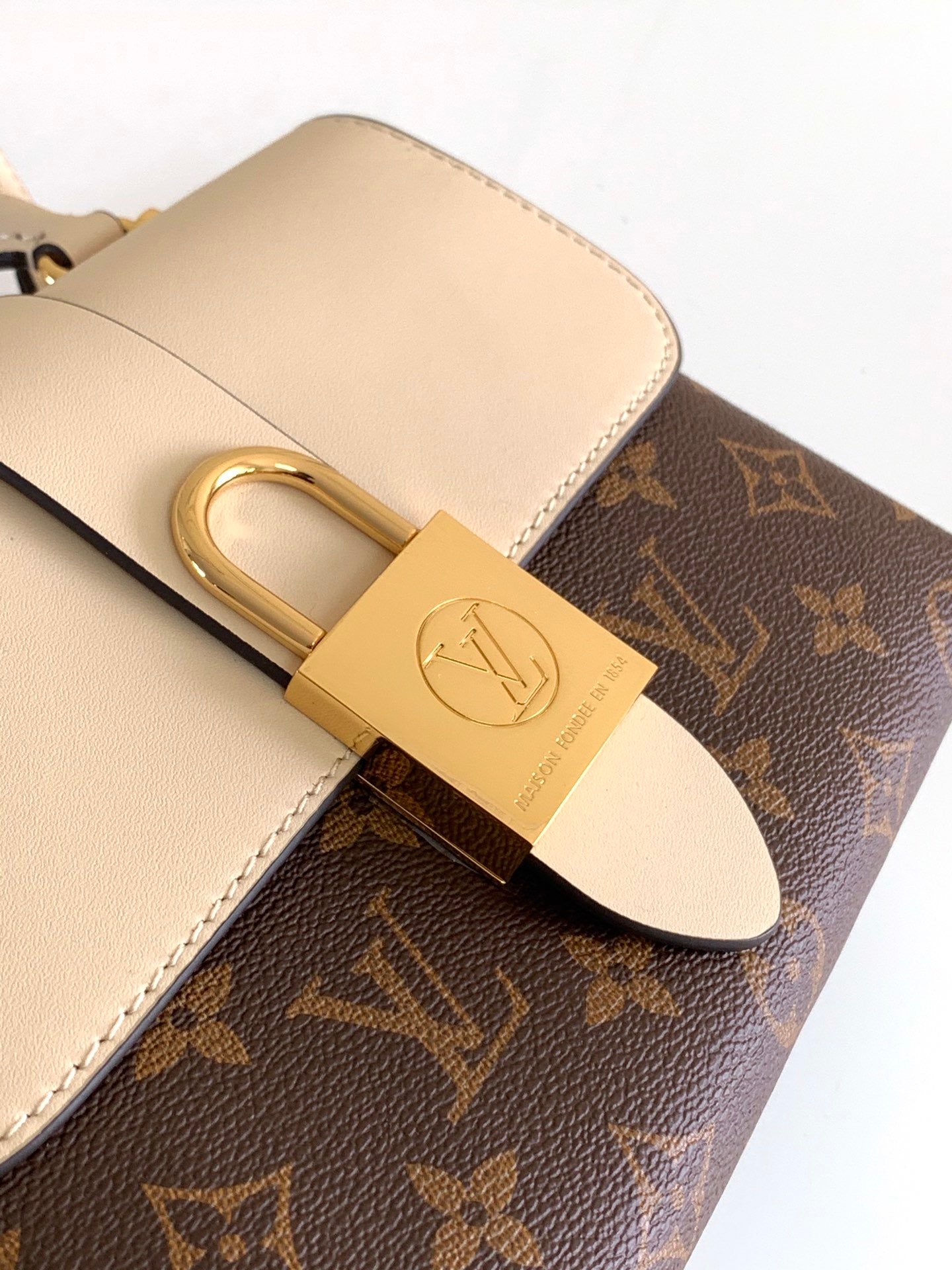 Lv lock