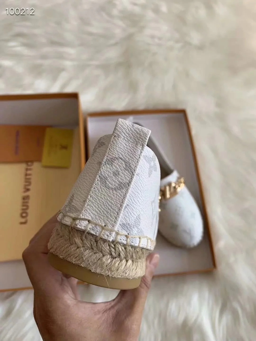 L v espadrilles white new