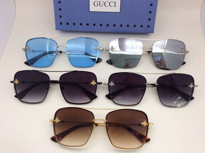 Classic frame sunglasses