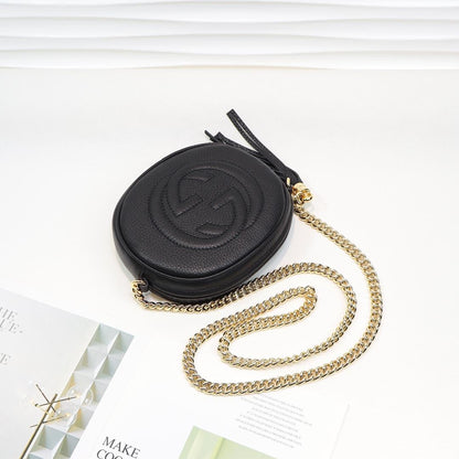 G u c c I black 18x14x4cm