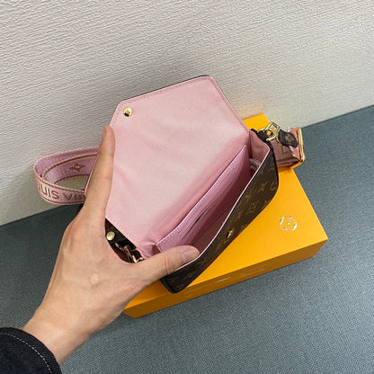 Lv Size:17*9.6*3.5cm pochette